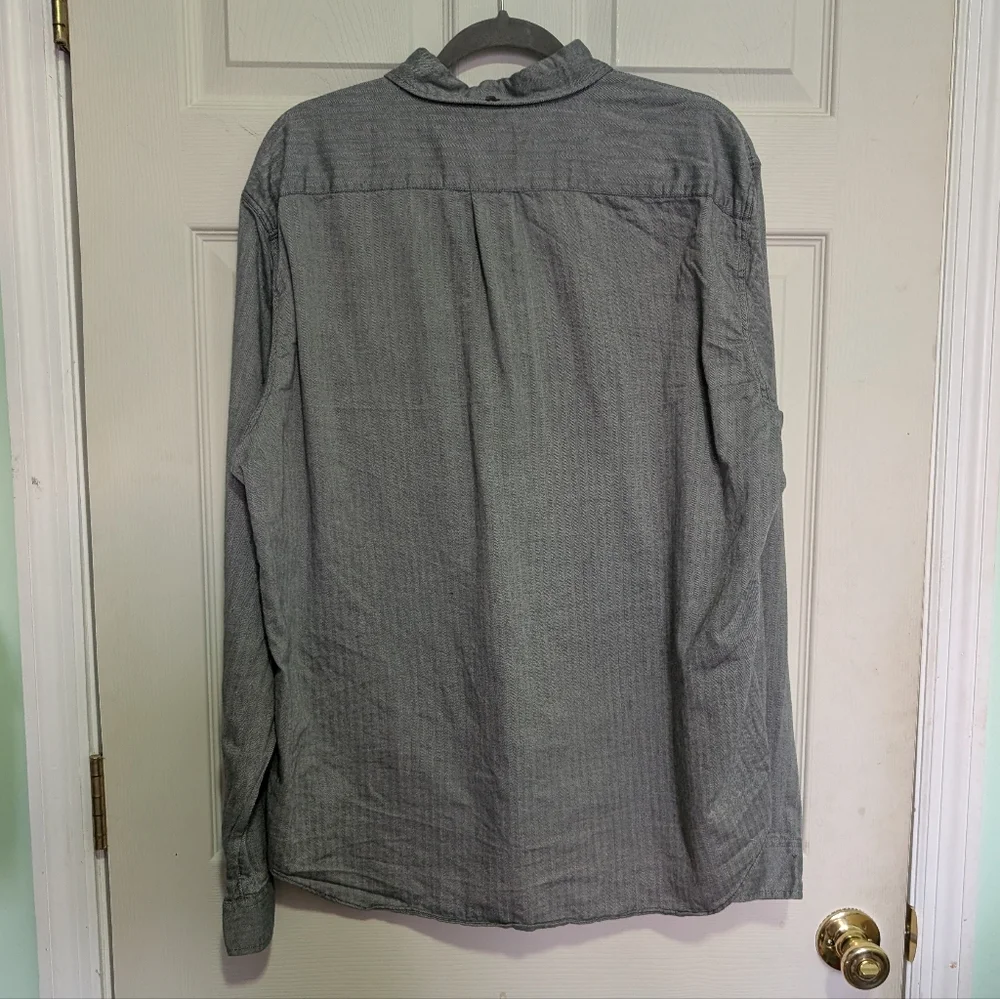J.Crew Men's Button Down WorkShirt XL 100% Cotton Gray Classic Business Casual